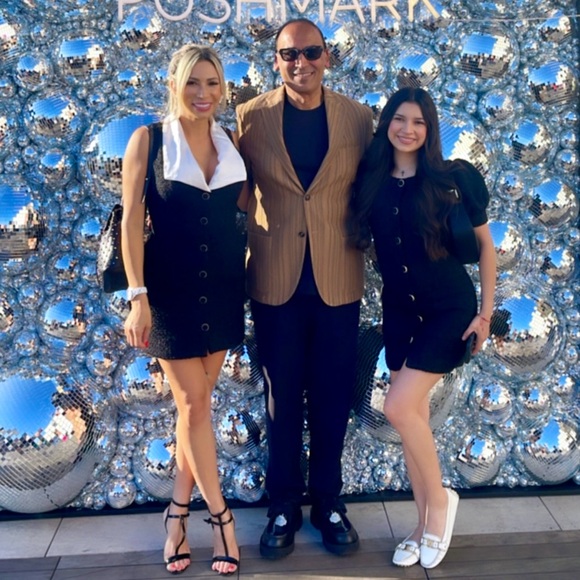 Ocposh30 making her the most successful salesperson in the company's poshmark - Picture 1 of 4